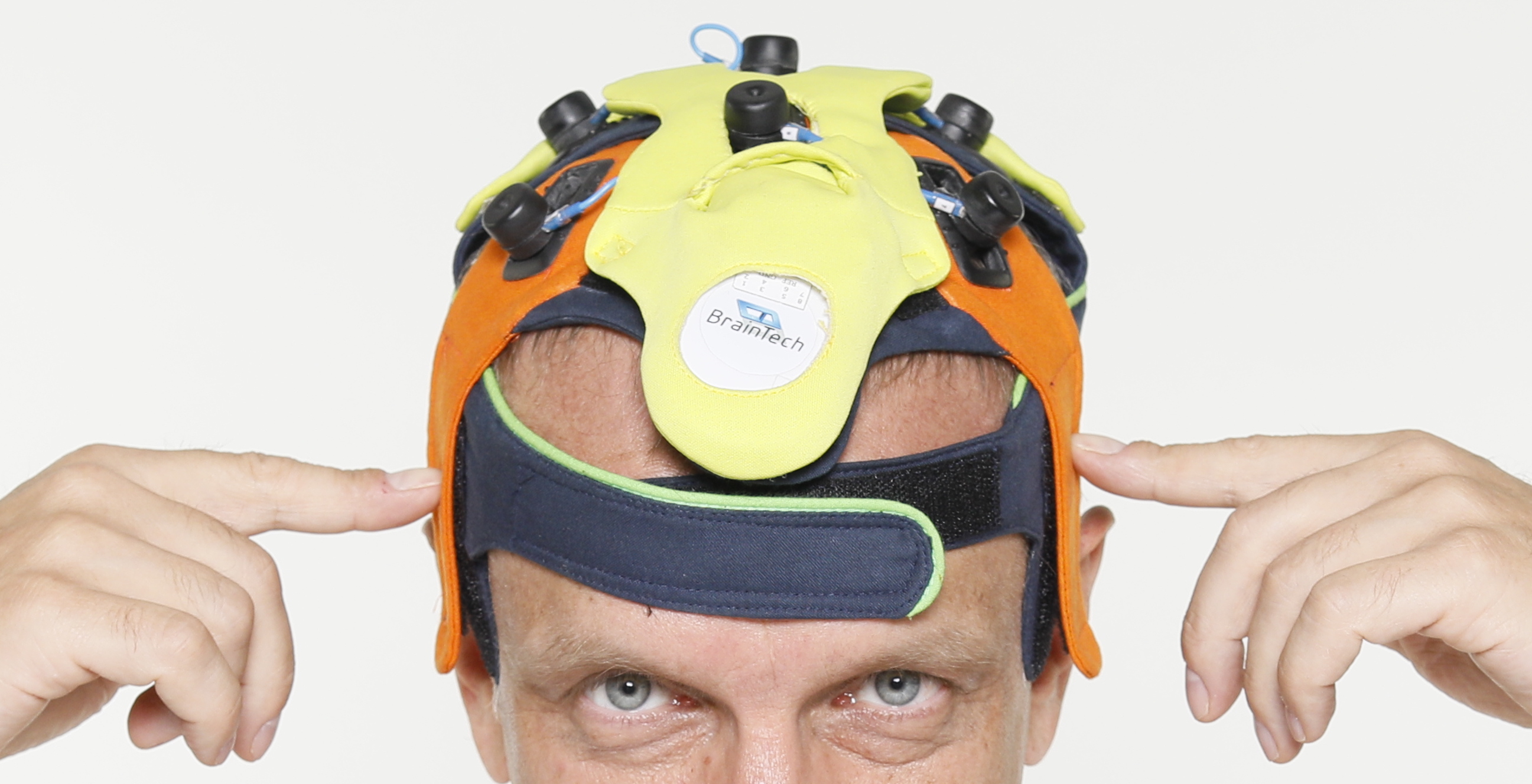 headset2018_na_glowie